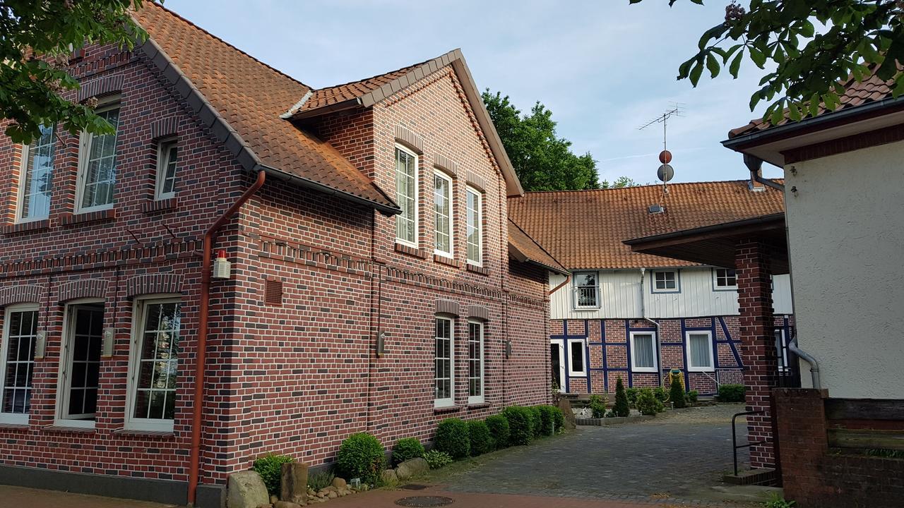 Hotel Aprotos Lueneburger Hof à Munster im Heidekreis Extérieur photo