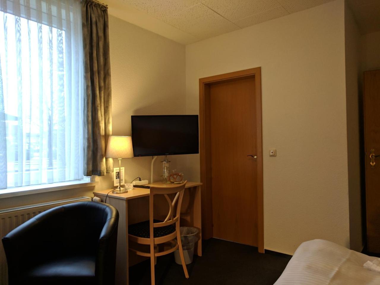 Hotel Aprotos Lueneburger Hof à Munster im Heidekreis Extérieur photo